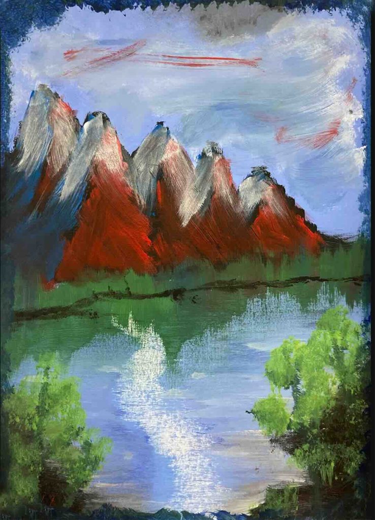 Ein Aquarellbild, auf dem eine Landschaft abgebildet ist. Im Vordergrund befinden sich Bäume und ein See. Im Hintergrund sind Berge mit Schneespitzen unter einem leicht bewölkten Himmel.